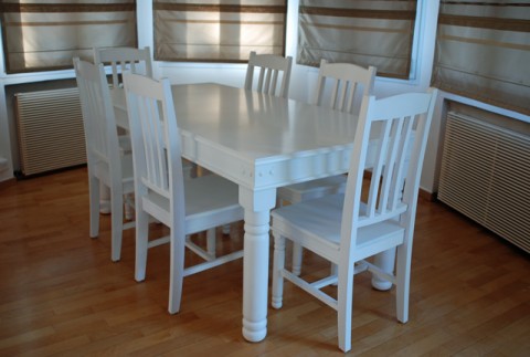 Kristina Table and Chairs