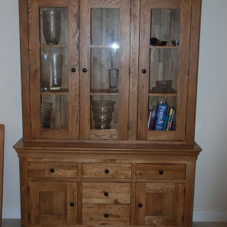 Verseilles Dresser
