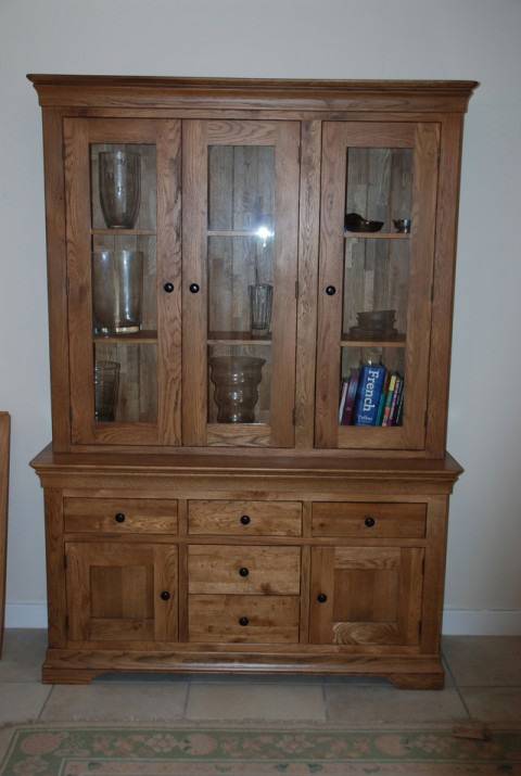 Verseilles Dresser