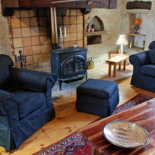 Goodwood Sofas in Black!