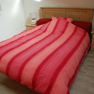 Tarka pine bed