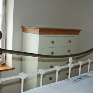 Elizabeth Metal bed