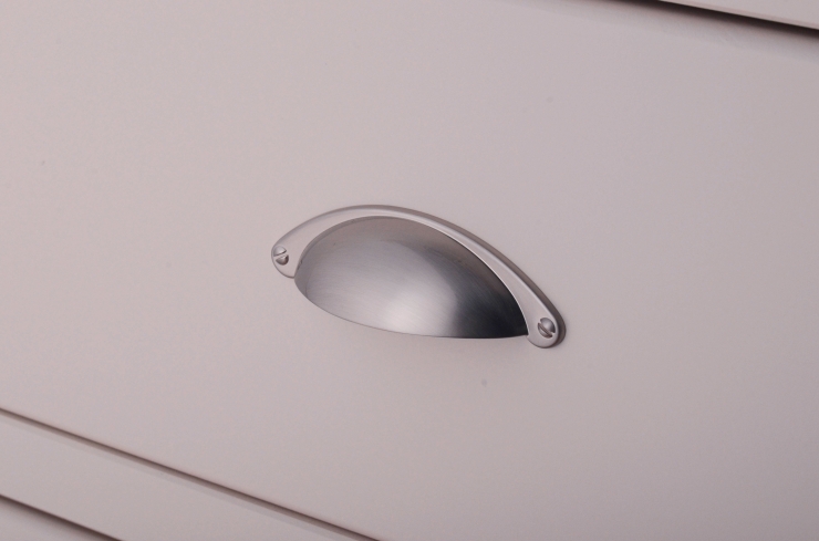 Handle-detail-l