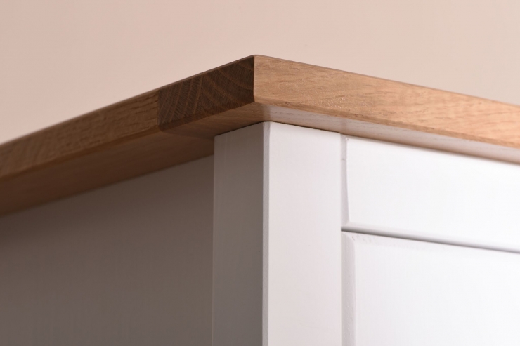 Top detail