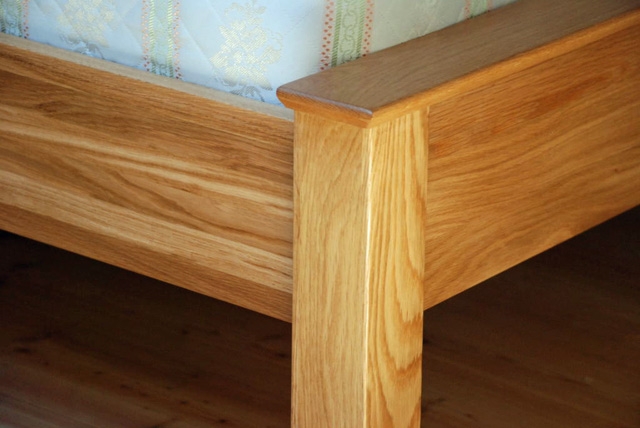 new-oak-lfe-bed